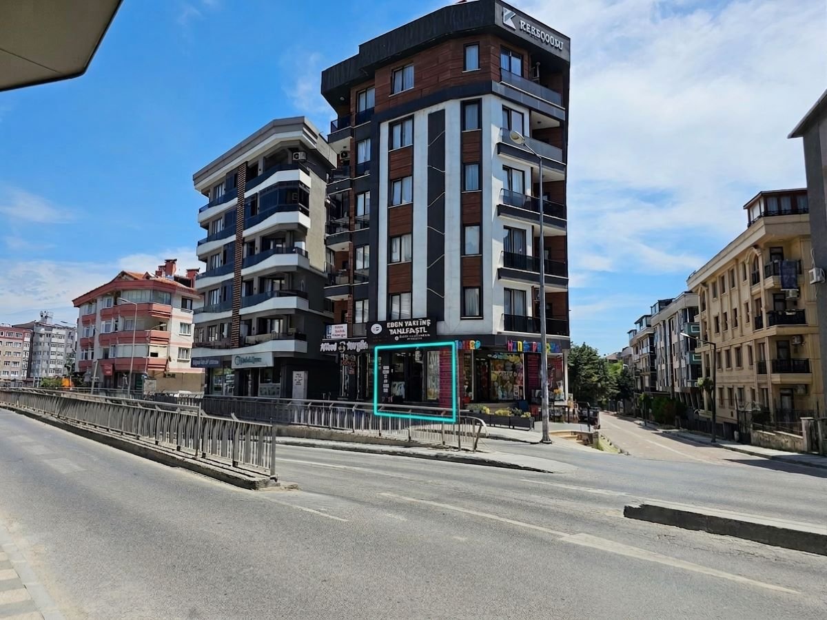 Avcılar Reşitpaşa Satılık Dükkan