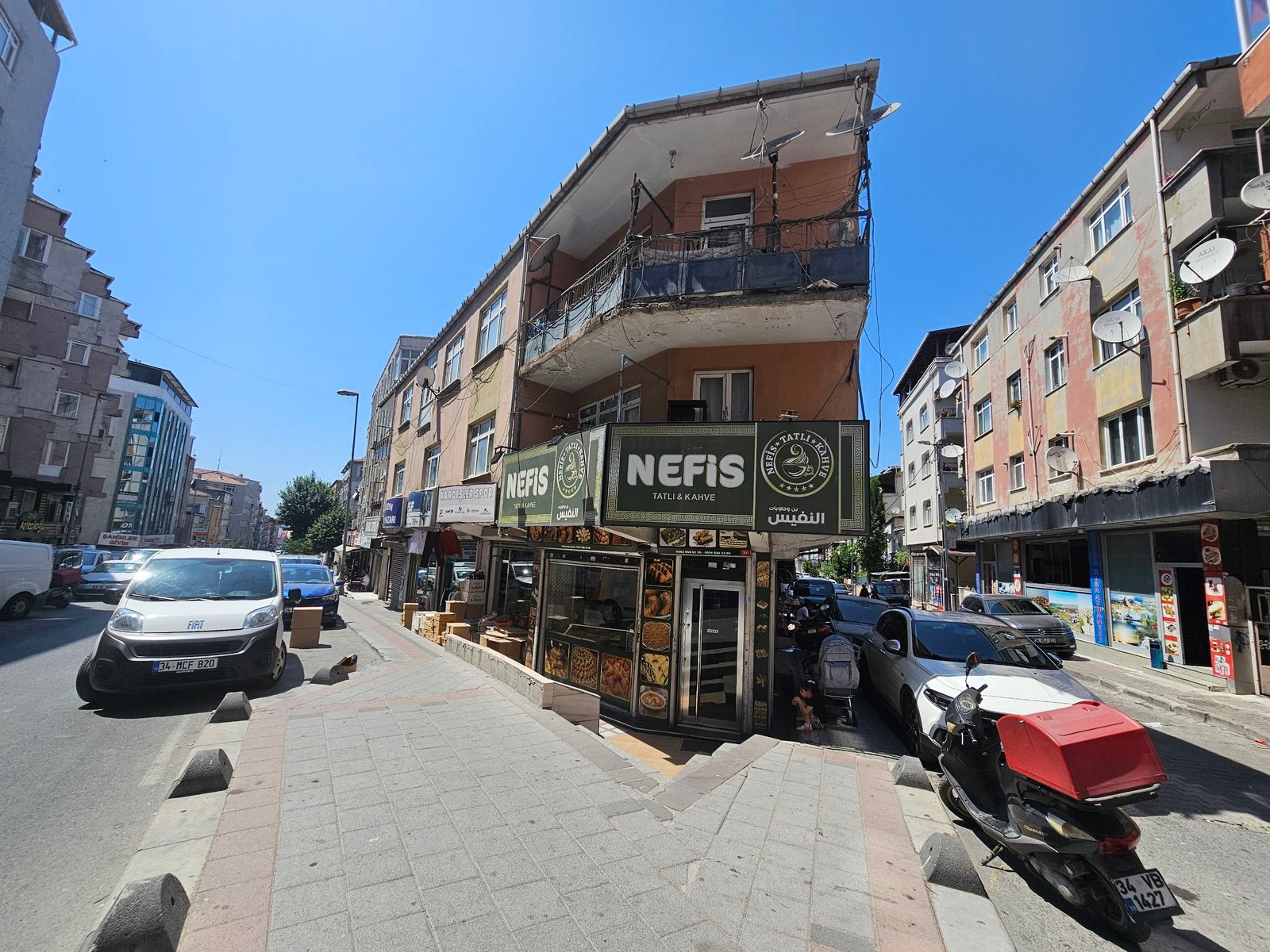 Küçükçekmece Kanarya Satılık Komple Bina
